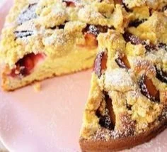 Pflaumenkuchen nach Norddeutscher Art mit frischen Pflaumen und brenntenden Zimtgeschmack